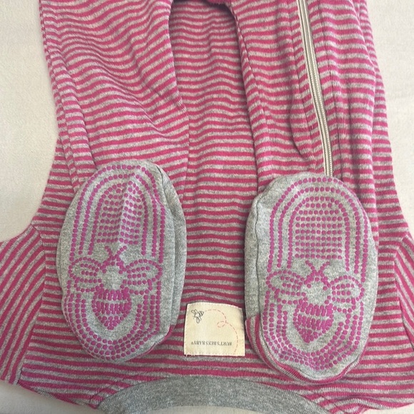Burt's Bees Baby - Pink and Gray Footies Organic Cotton One Piece - Picture 5 of 5